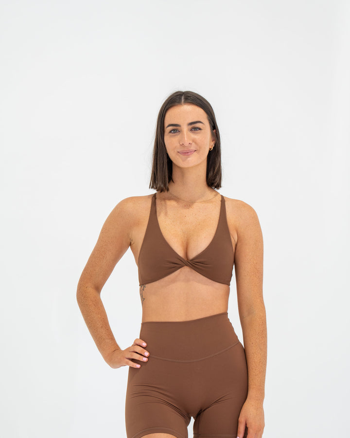 Sculpt Strappy Twist Bra