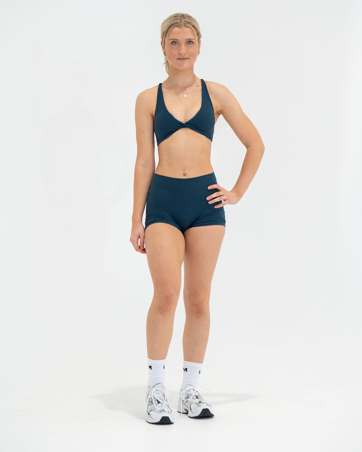 Sculpt Strappy Twist Bra