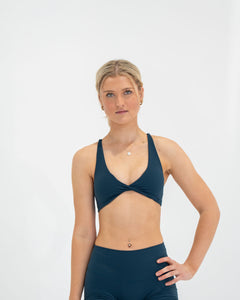 Sculpt Strappy Twist Bra