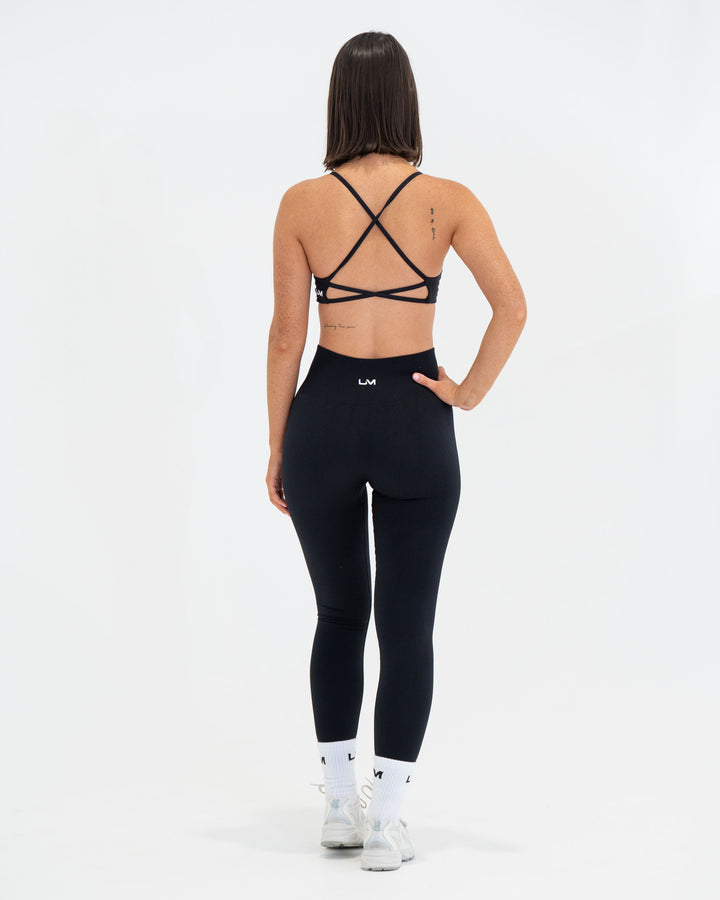 Sculpt Strappy Twist Bra