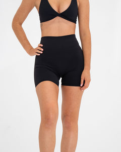 Seamless Mid Rise Shorts